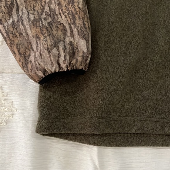 Drake Quarter Zip - Picture 2 of 6